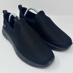 Skechers Men's Black Slip-On Shoes sz. 9